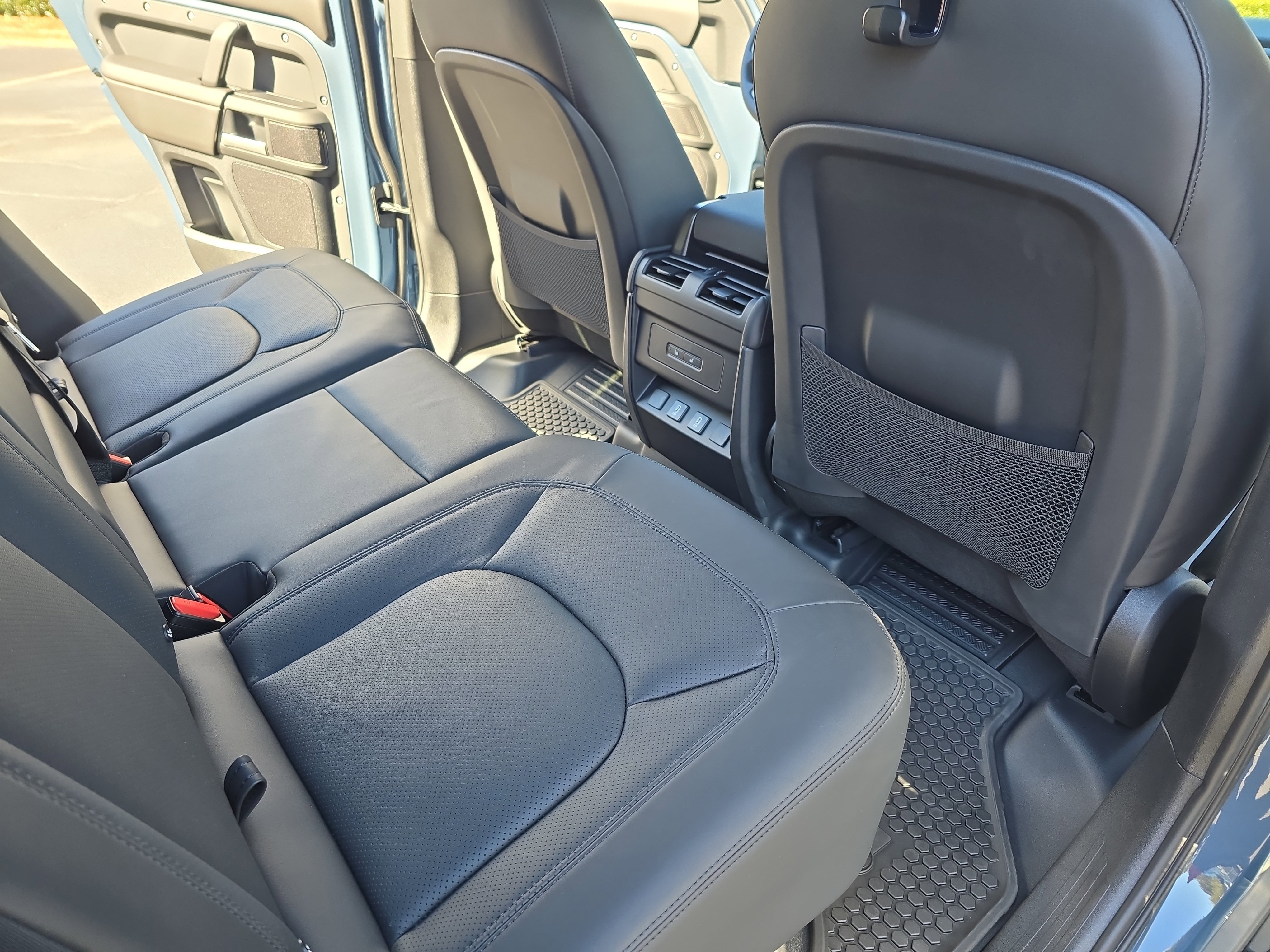 New 2026 Land Rover Defender 110 S image 11