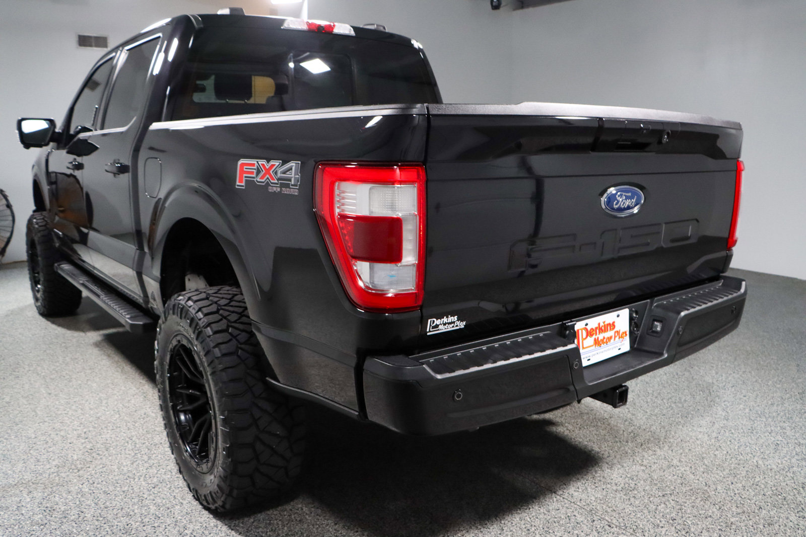 Used 2021 Ford F150 Lariat w/ Equipment Group 502A High image 10