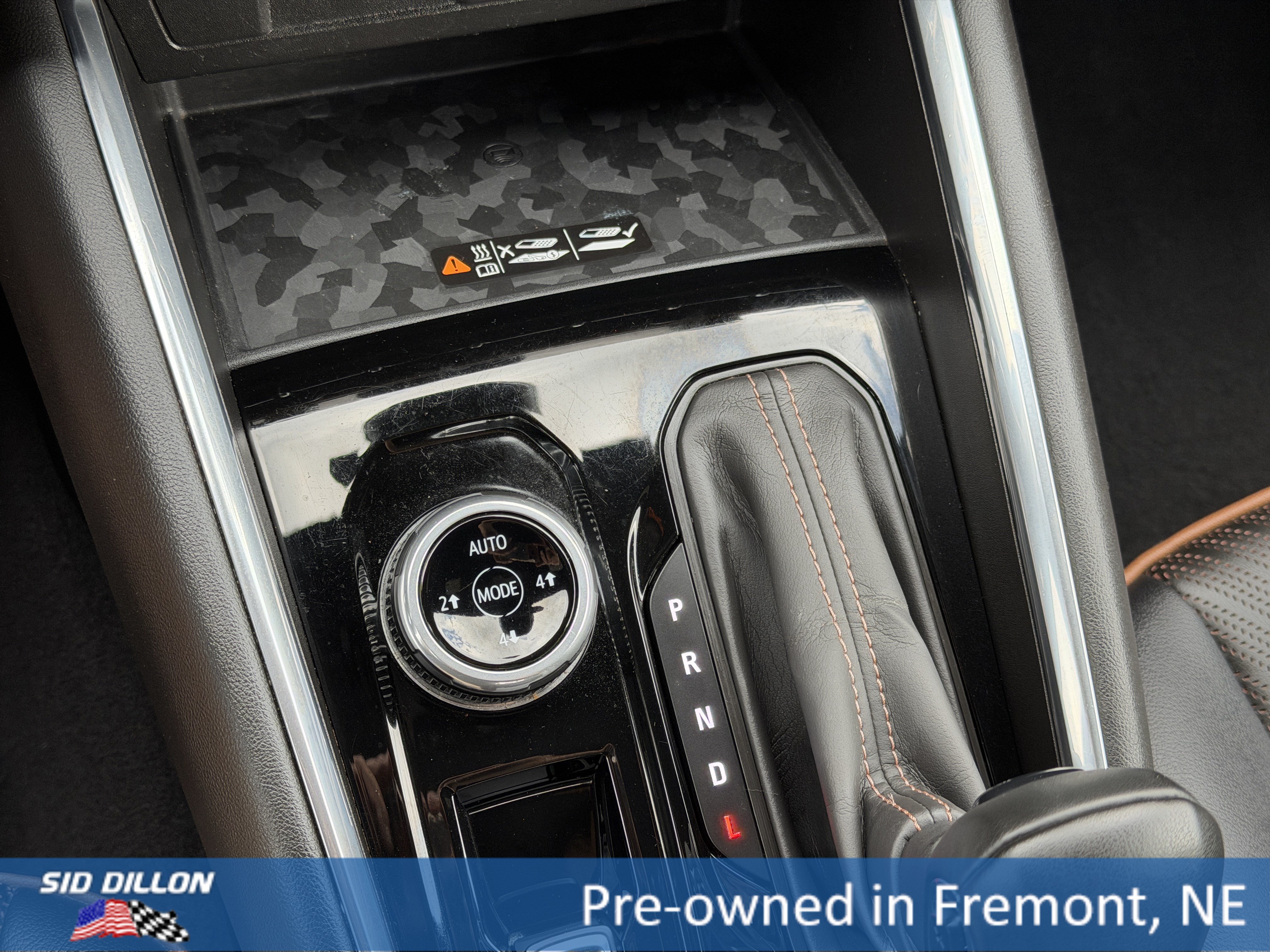 Certified 2023 GMC Canyon AT4 w/ AT4 Premium Package AWD/4WD image 12
