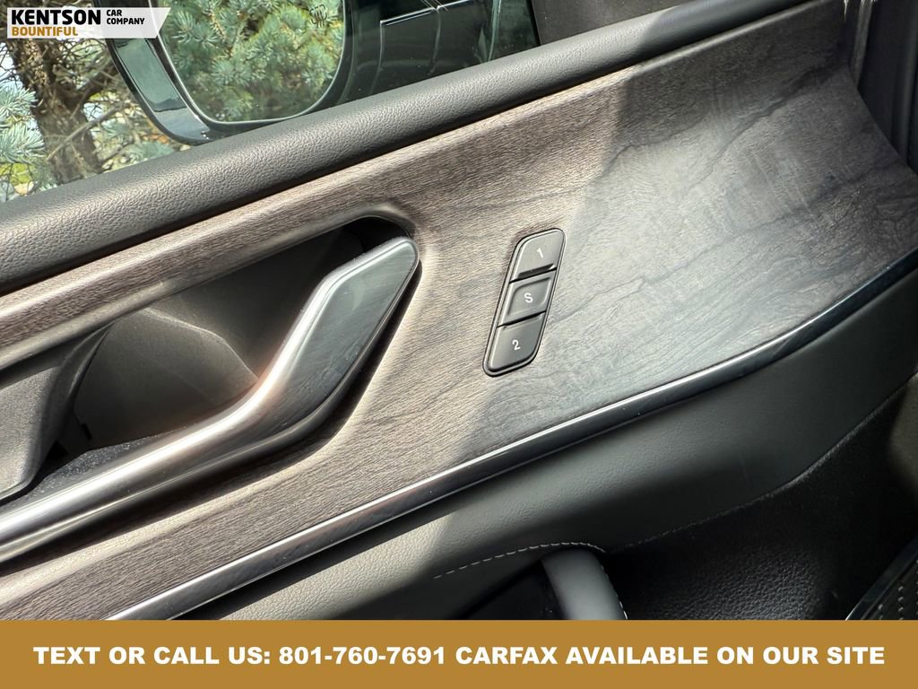 Used 2024 Jeep Grand Cherokee L Overland w/ Trailer Tow Package image 24