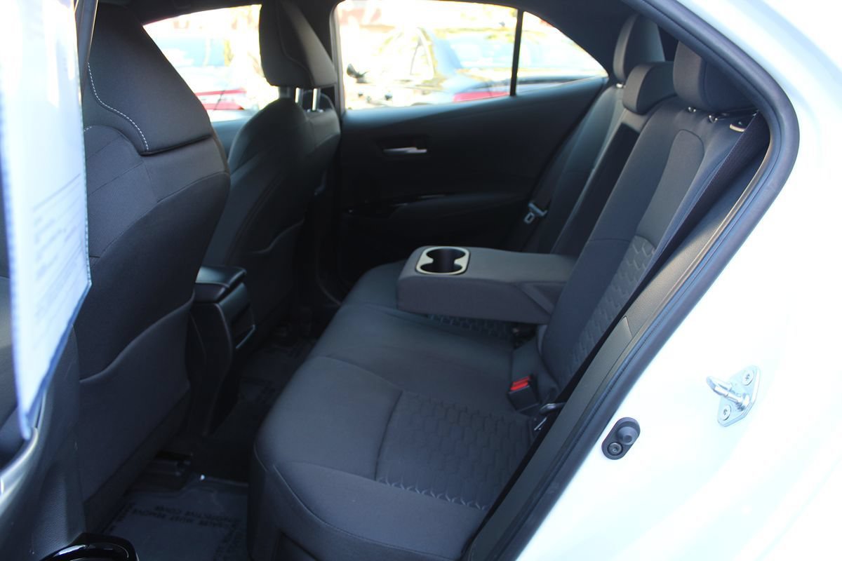 Used 2022 Toyota Corolla SE w/ Carpet Mat Package (TMS) FWD image 24