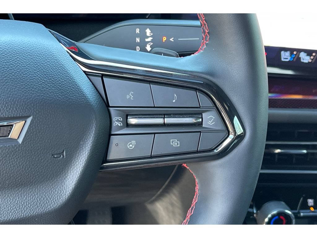 Used 2026 Chevrolet Traverse RS w/ LPO, Cargo Package FWD image 39