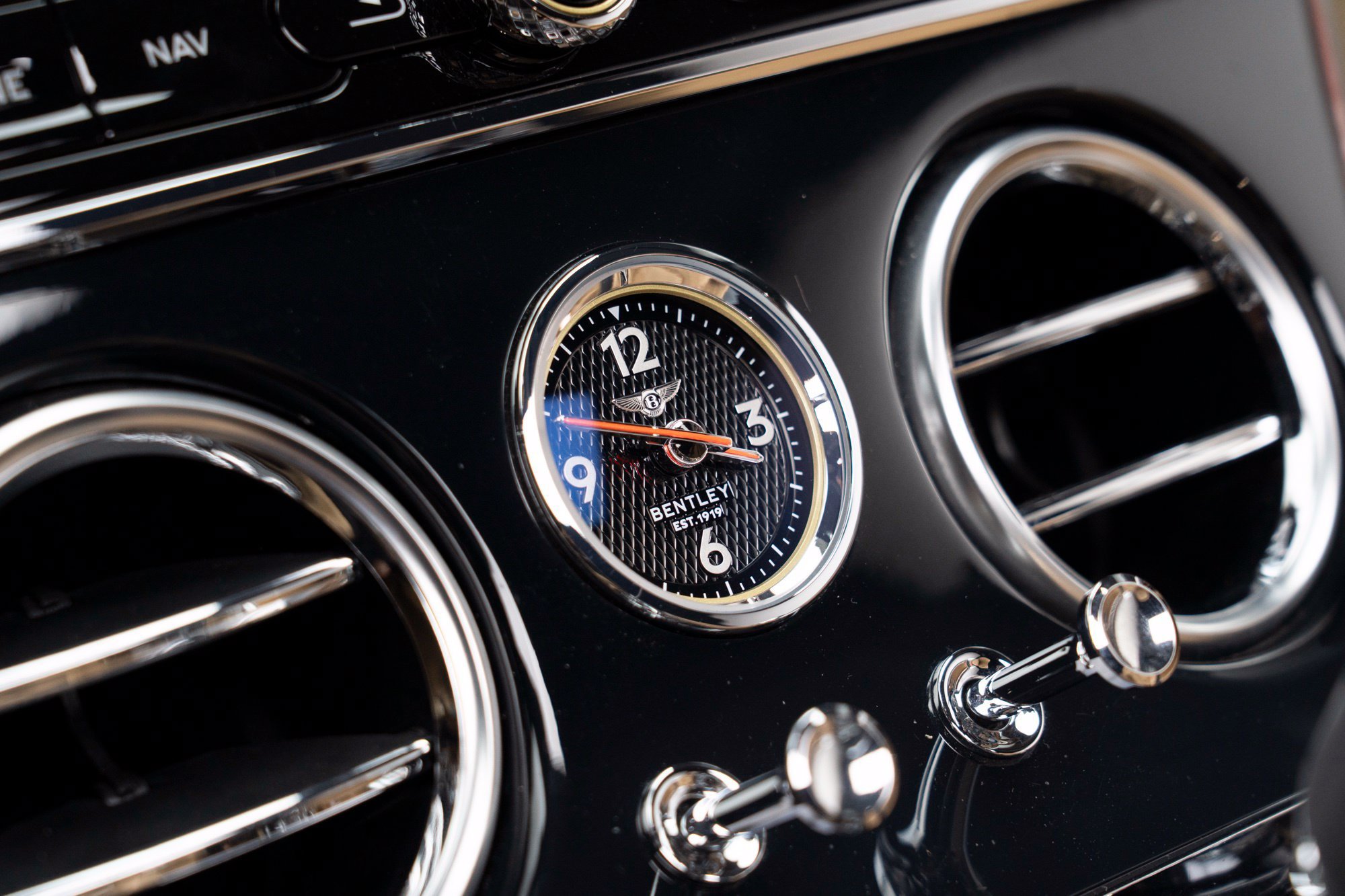 Used 2020 Bentley Continental GT AWD/4WD image 29