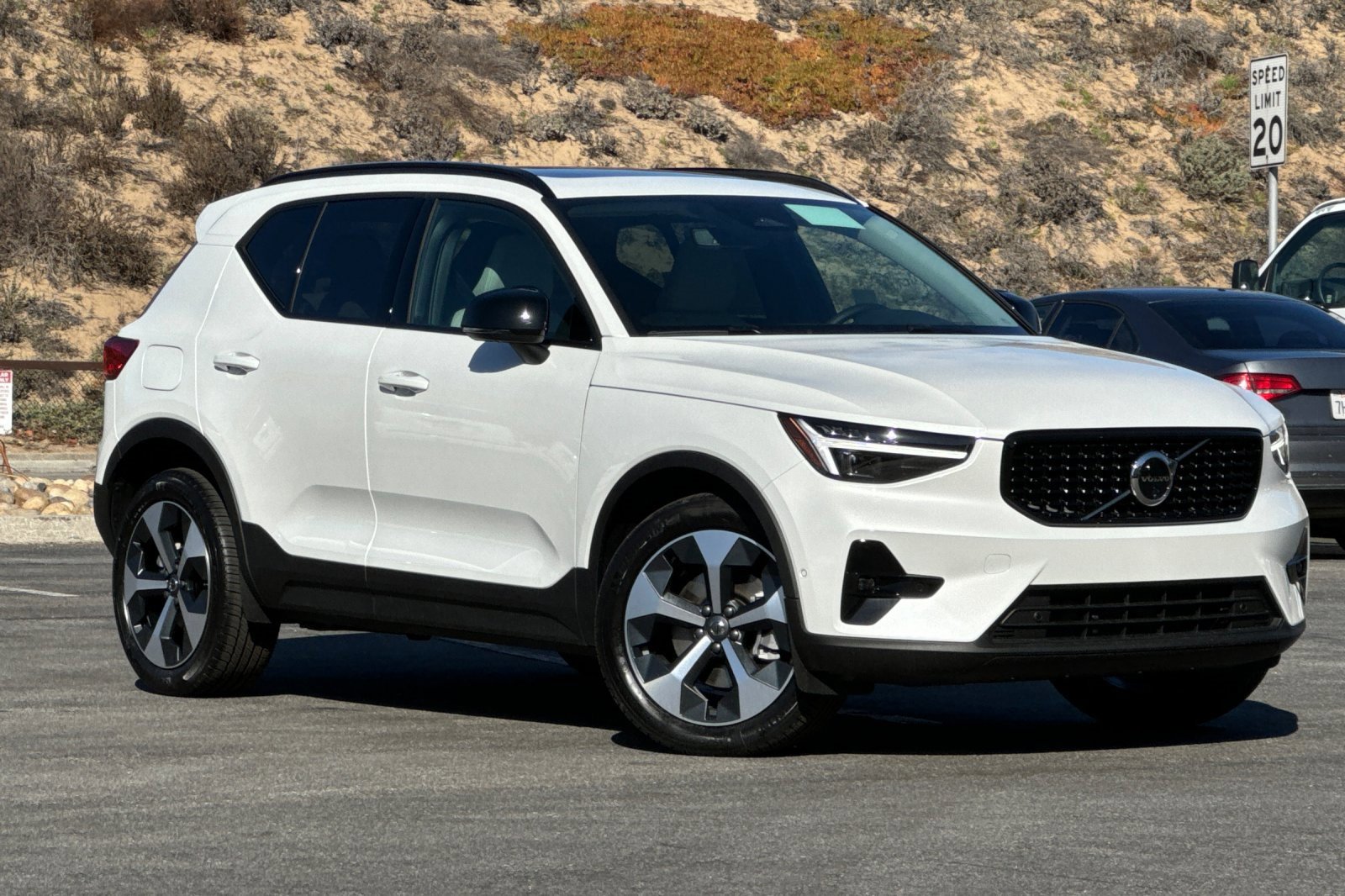 New 2026 Volvo XC40 B5 Plus w/ Protection Package Premier image 7