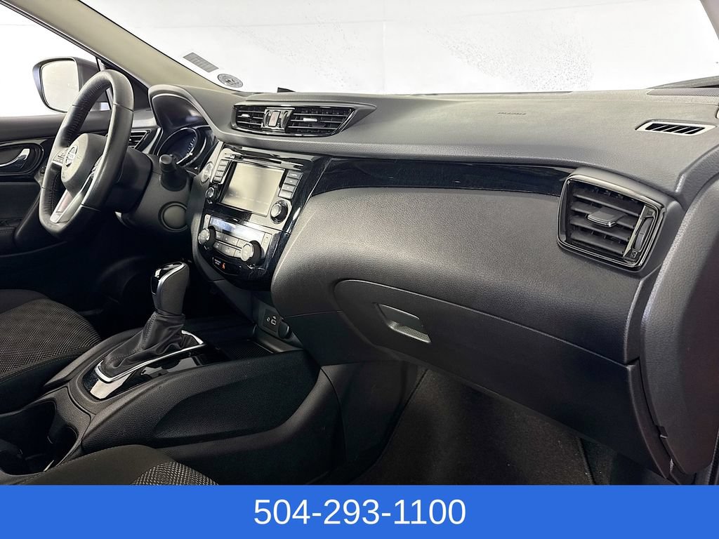 Used 2021 Nissan Rogue Sport SV FWD image 28