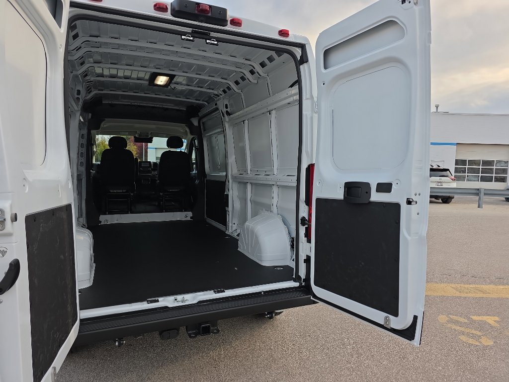 New 2026 RAM ProMaster 3500 w/ Convenience Group image 15