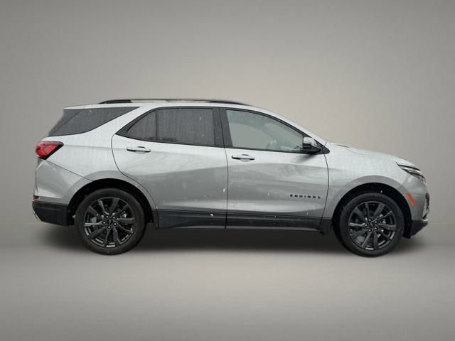 Used 2023 Chevrolet Equinox RS image 6