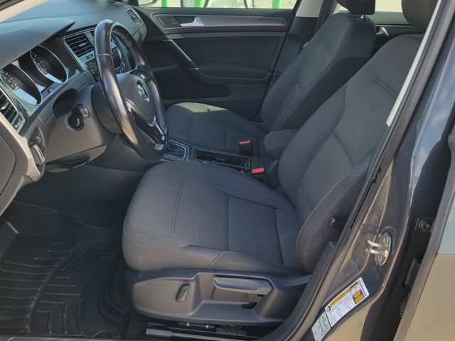 Used 2019 Volkswagen e-Golf SE w/ Driver Assistance Package FWD image 6