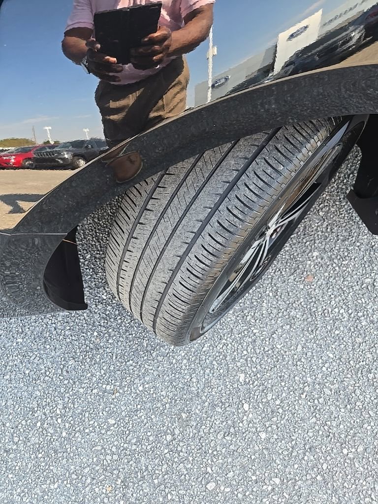 Used 2023 Nissan Sentra SV w/ All-Weather Package image 7