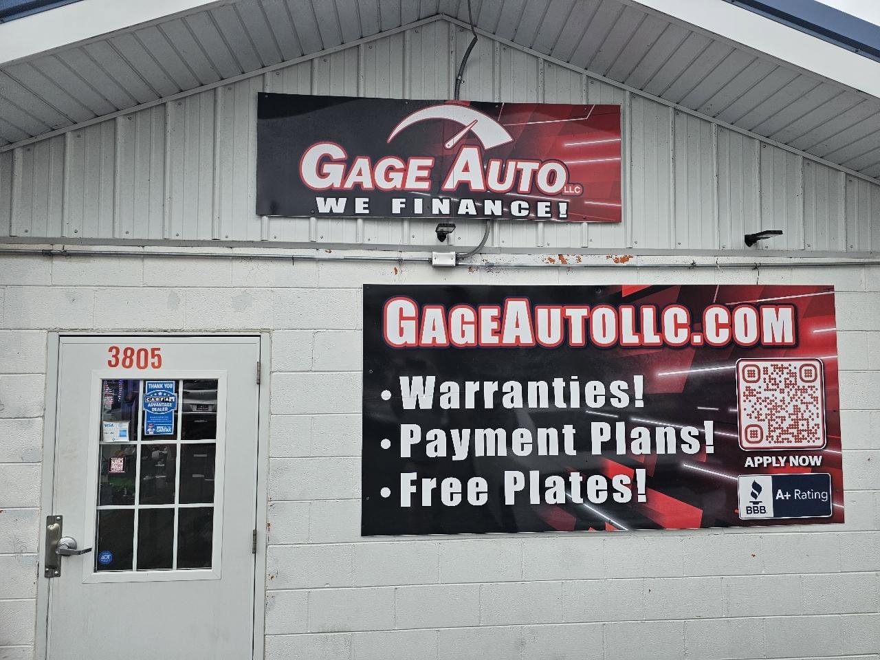 Used 2018 Dodge Charger SXT RWD image 15