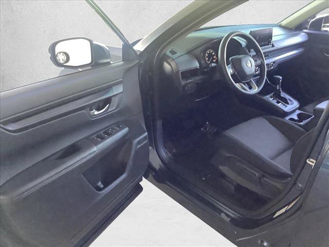 Used 2025 Honda CR-V LX image 18