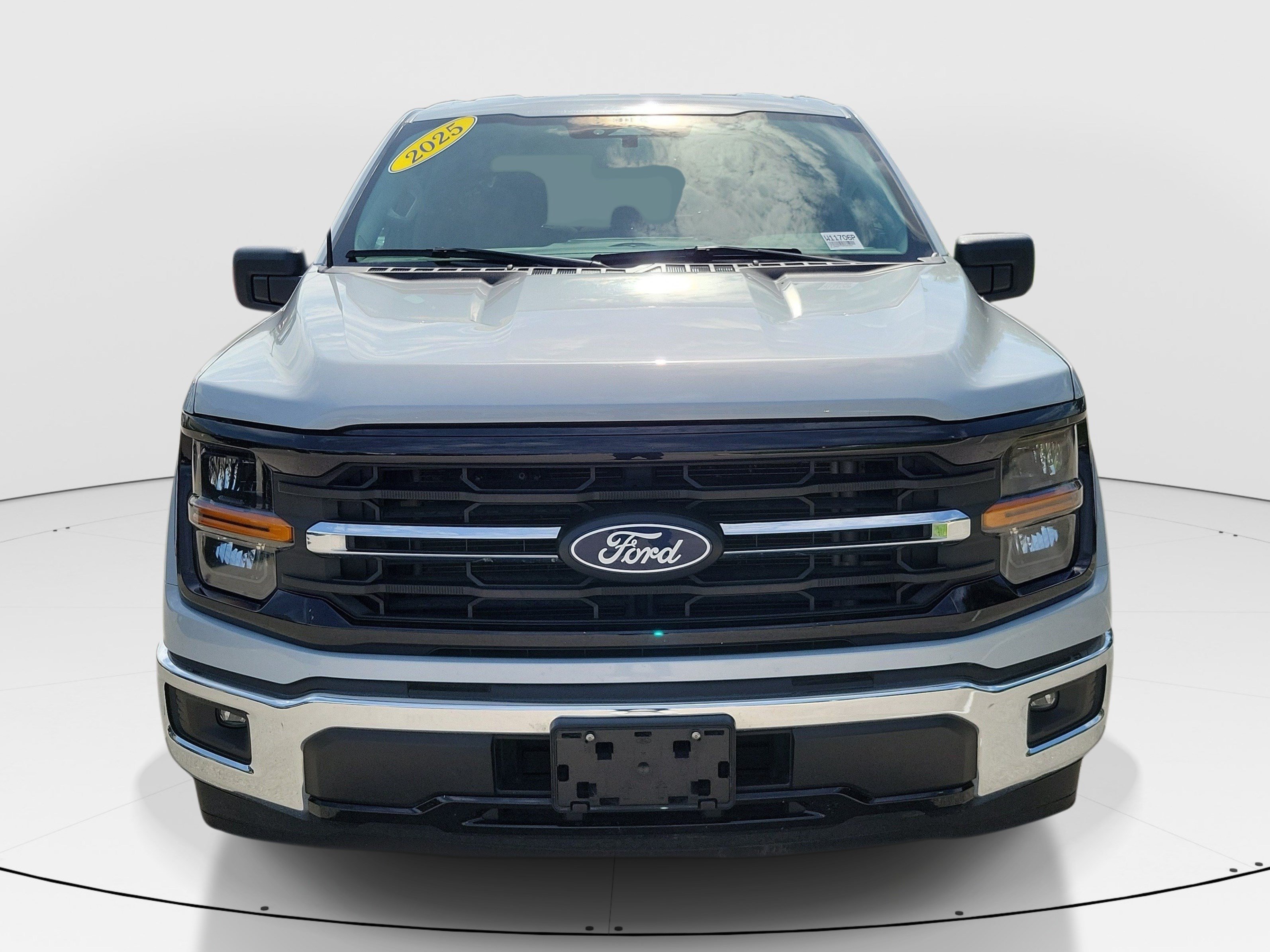 Used 2025 Ford F150 XLT w/ Equipment Group 301A Standard RWD image 2