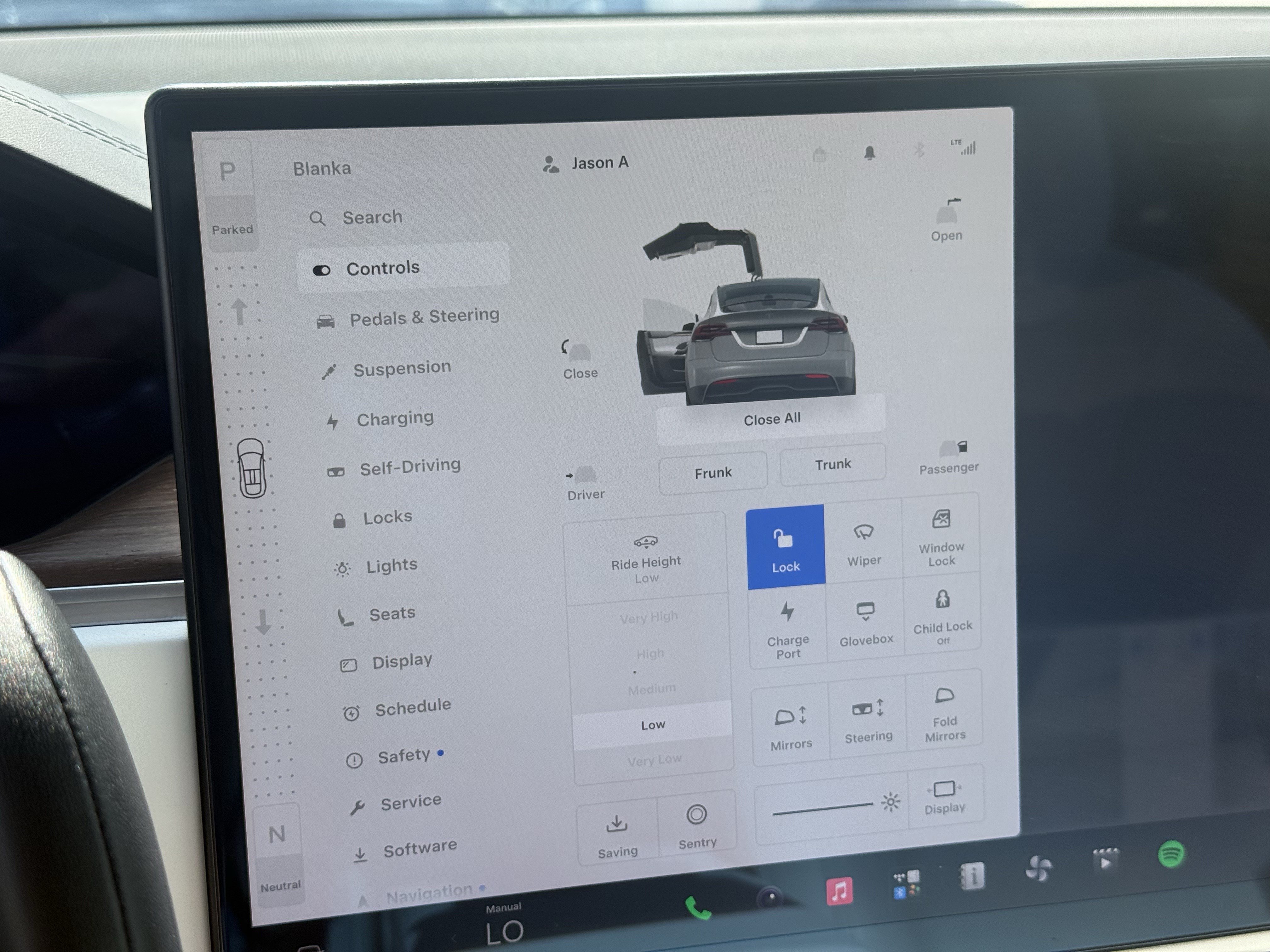 Used 2022 Tesla Model X AWD/4WD image 20