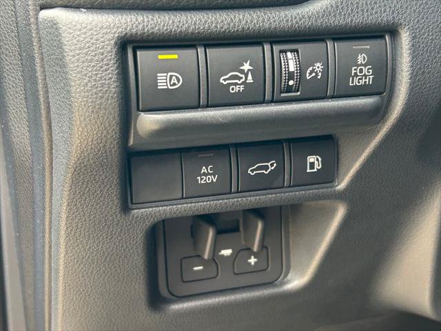 Certified 2025 Toyota Land Cruiser w/ Premium Package AWD/4WD image 31
