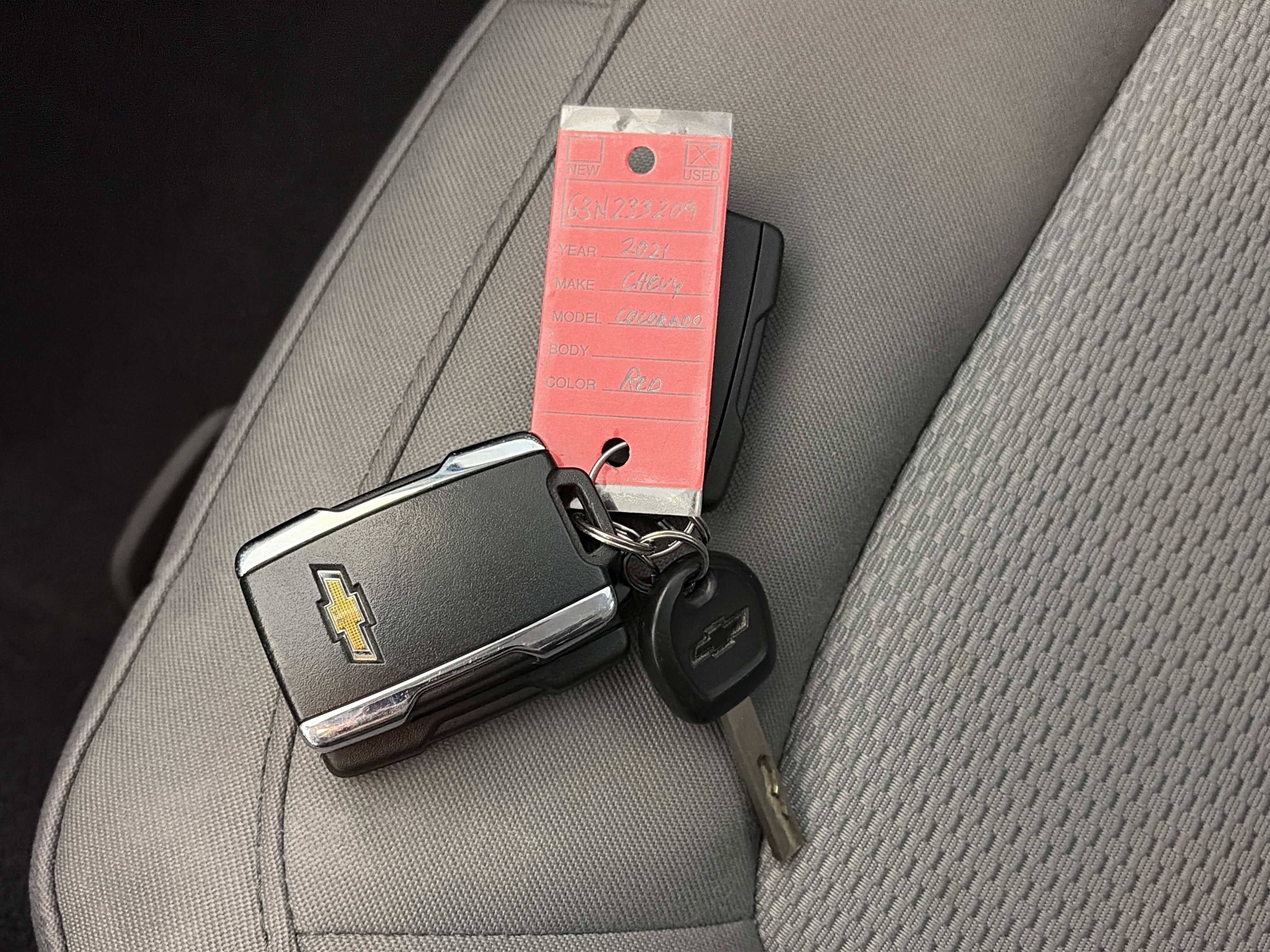 Certified 2021 Chevrolet Colorado W/T w/ Custom Special Edition image 30