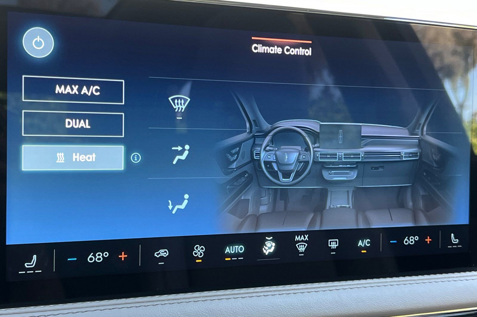 Used 2024 Lincoln Corsair Grand Touring image 21