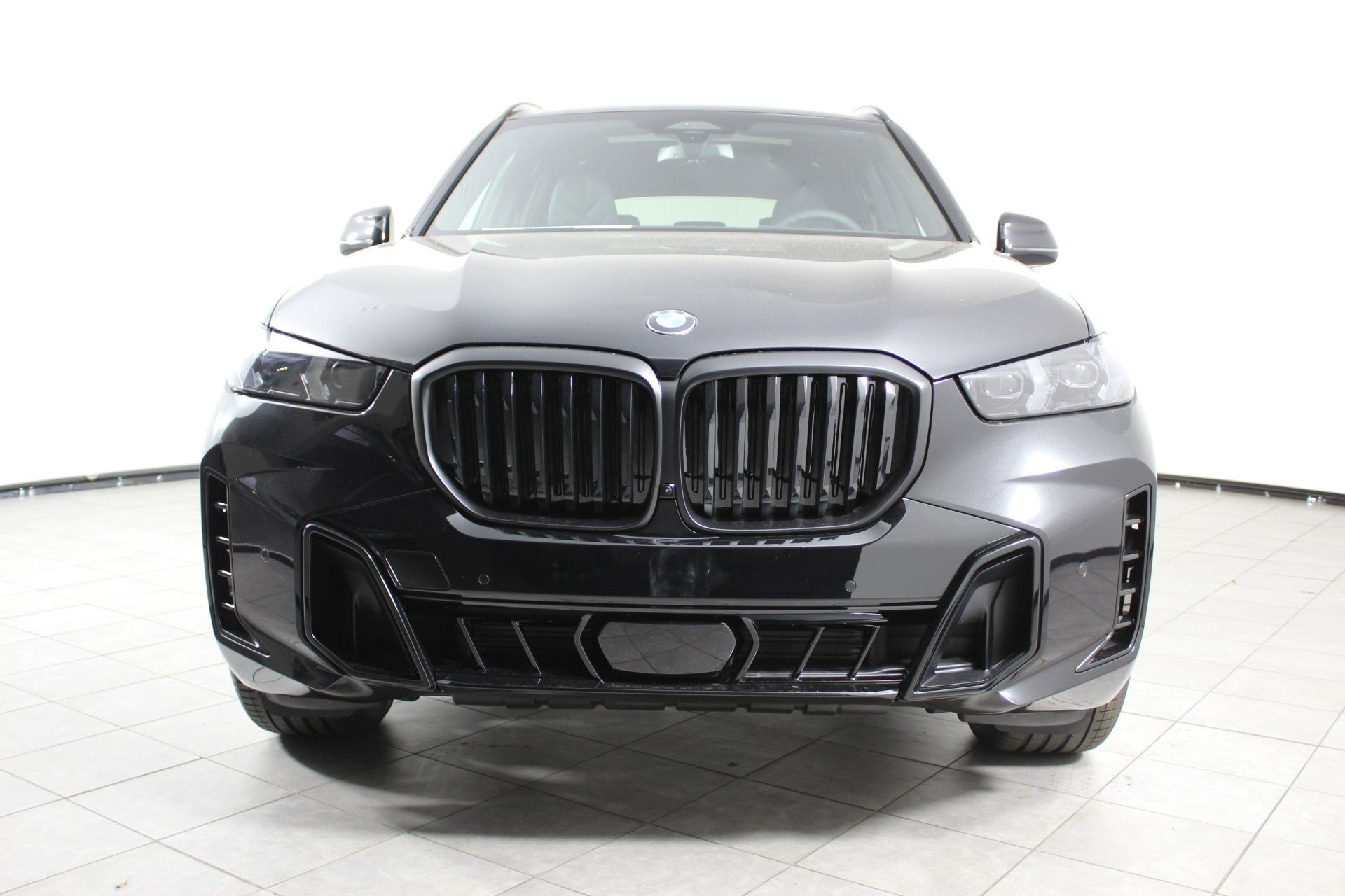 New 2026 BMW X5 xDrive40i w/ M Sport Package AWD/4WD image 6