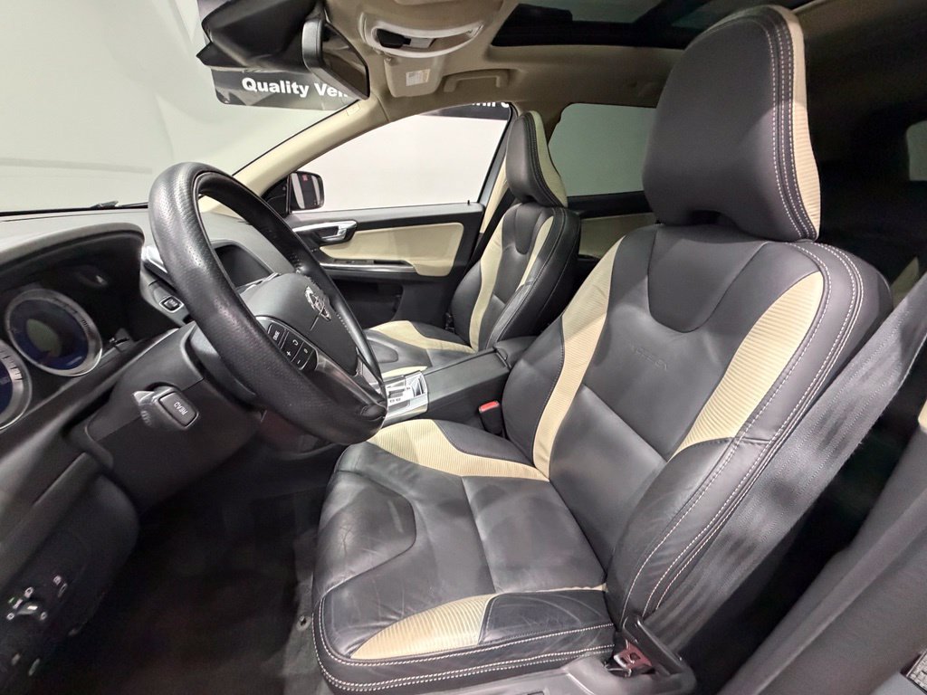 Used 2012 Volvo XC60 T6 AWD/4WD image 17