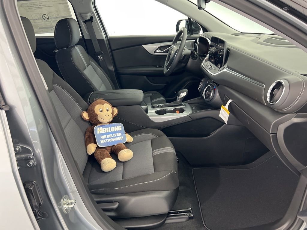 New 2026 Chevrolet Blazer LT w/ Convenience Package image 24