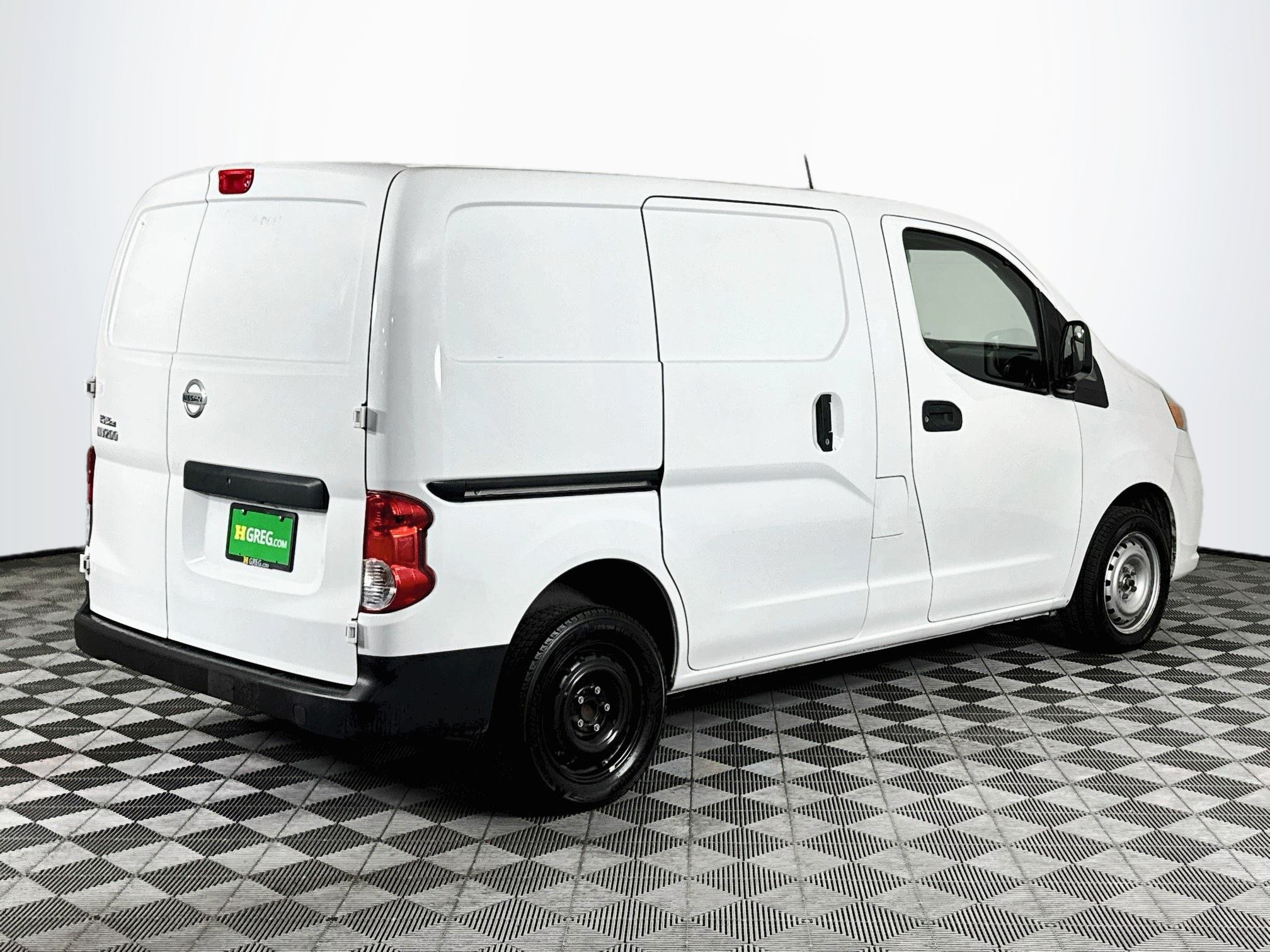 Used 2021 Nissan NV200 S FWD image 8