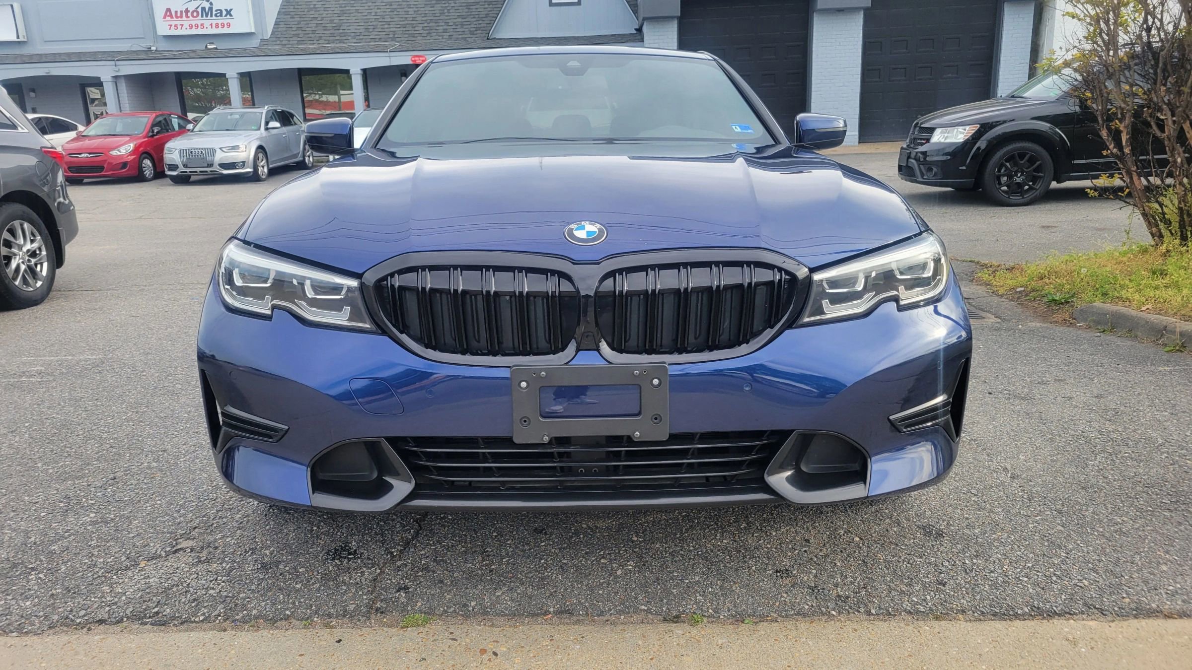 Used 2019 BMW 330i xDrive Sedan w/ Convenience Package image 7