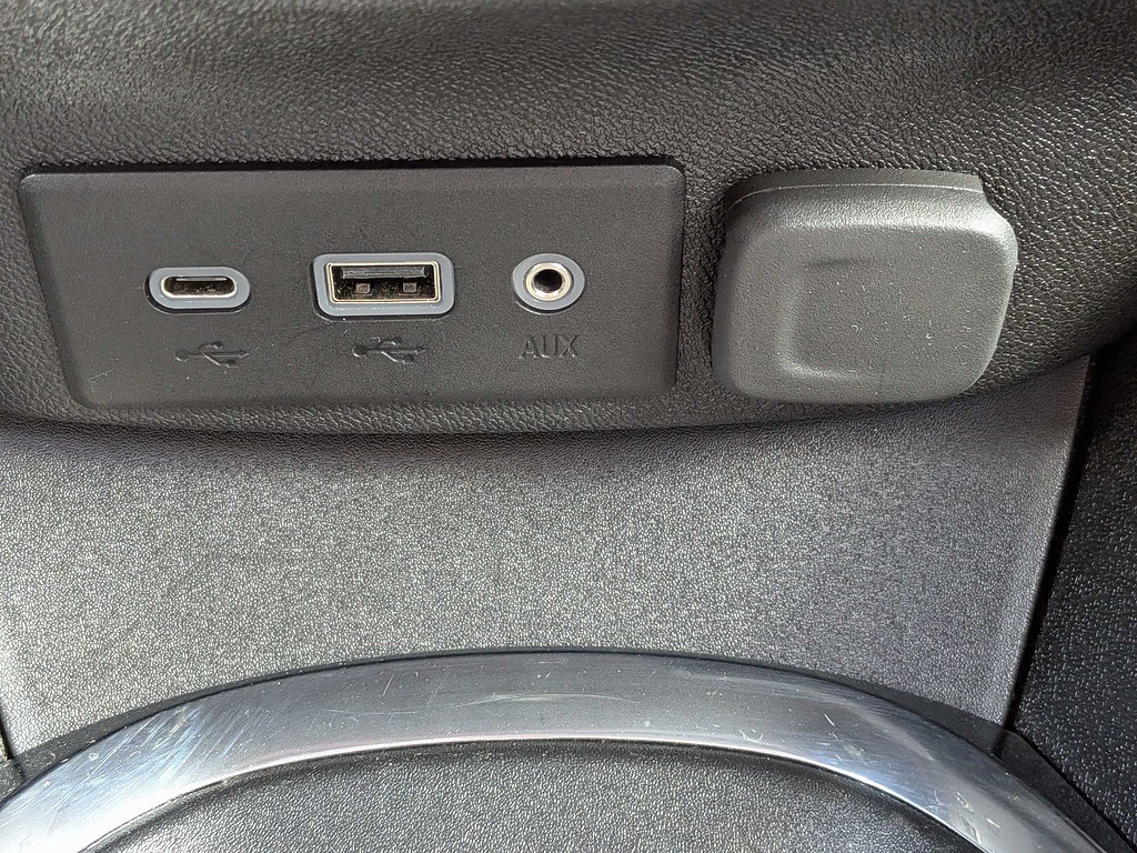 Certified 2025 Chevrolet Malibu LT FWD image 45