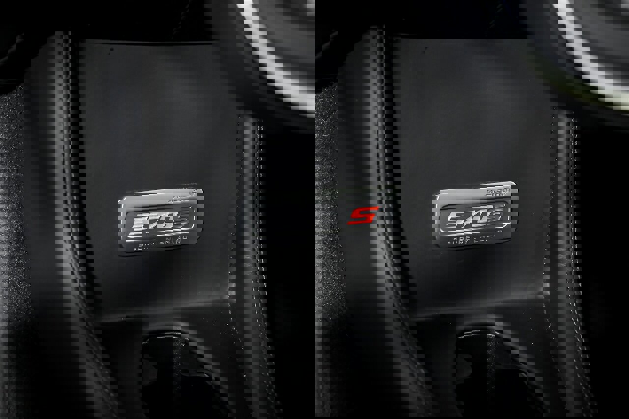 Used 2020 McLaren 570S Spider image 38