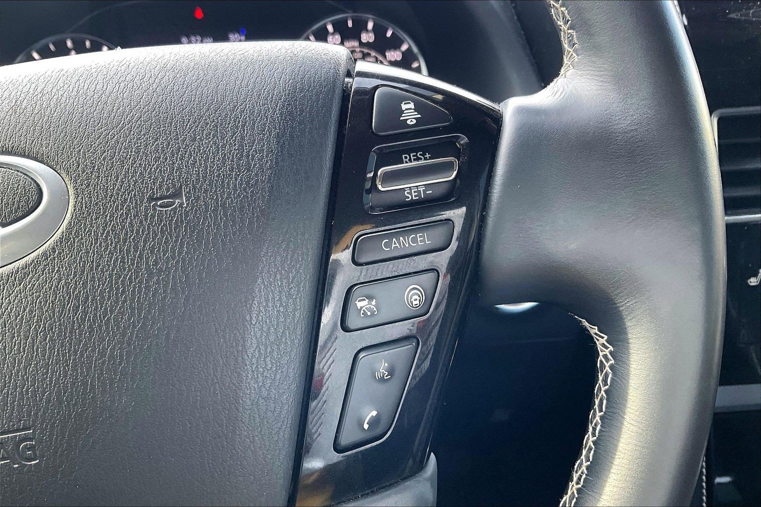 Used 2023 INFINITI QX80 Premium Select w/ Cargo Package image 22