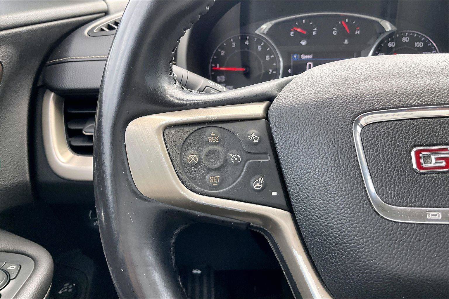 Used 2018 GMC Terrain Denali w/ Driver Alert Package II AWD/4WD image 18