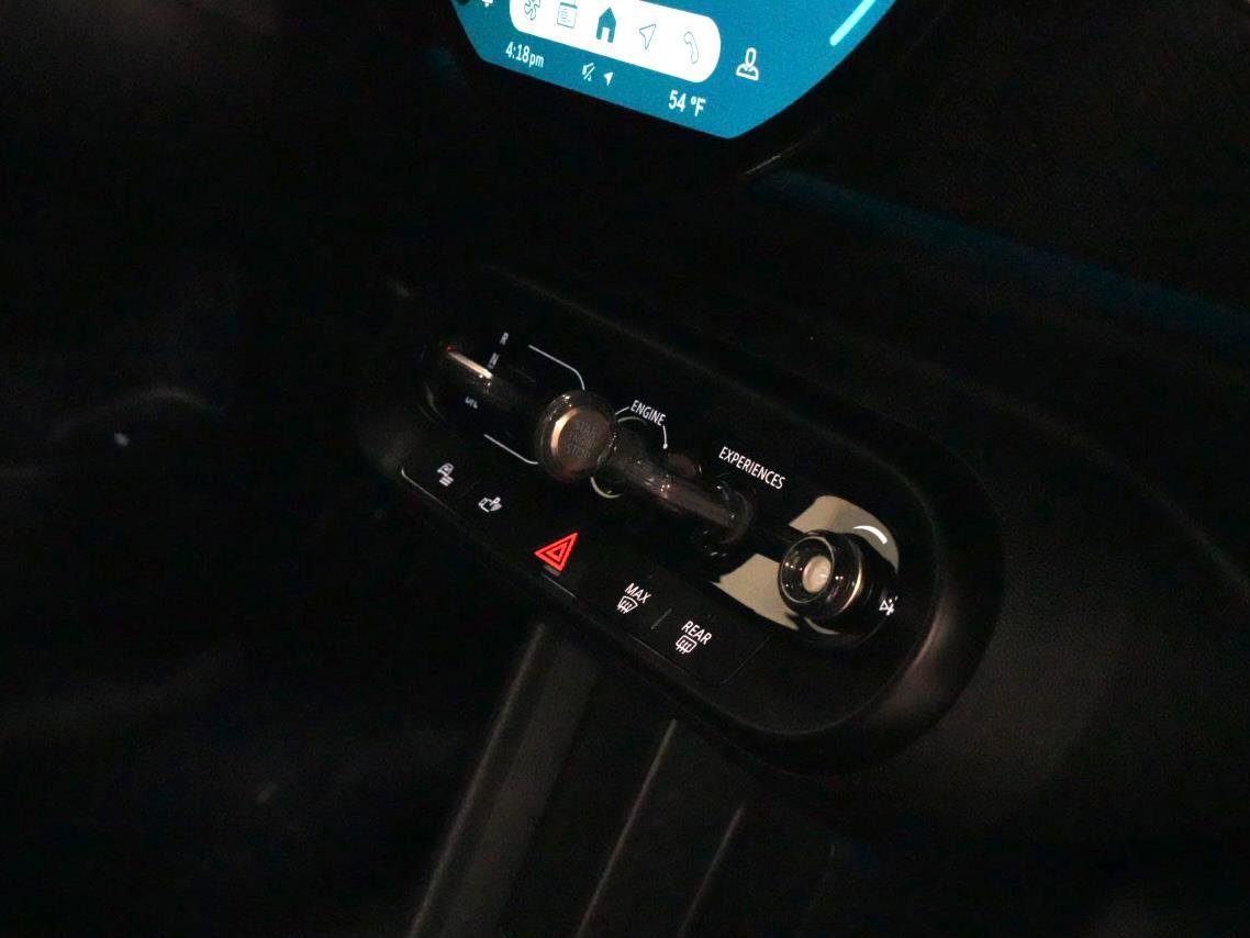 Certified 2025 MINI Cooper 2-Door Hardtop image 6