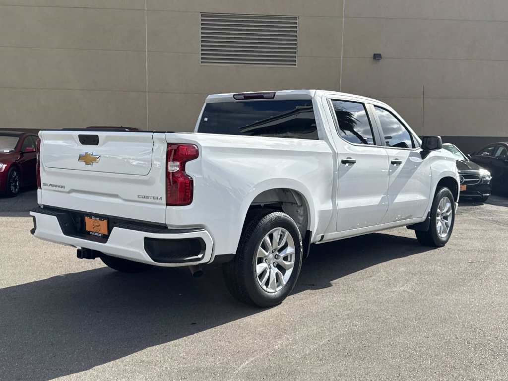 Used 2024 Chevrolet Silverado 1500 Custom RWD image 3