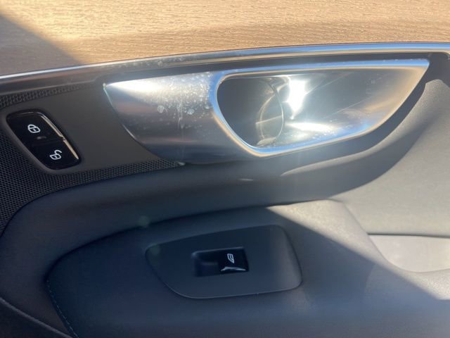 New 2026 Volvo XC90 B5 Plus image 28