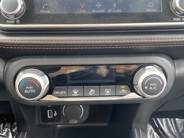 Used 2020 Nissan Kicks SR w/ Exterior Package image 12