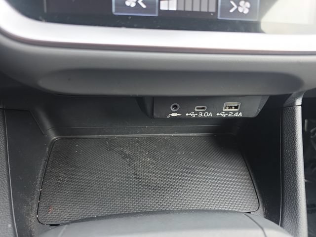 Used 2024 Subaru Crosstrek 2.0i Premium AWD/4WD image 17