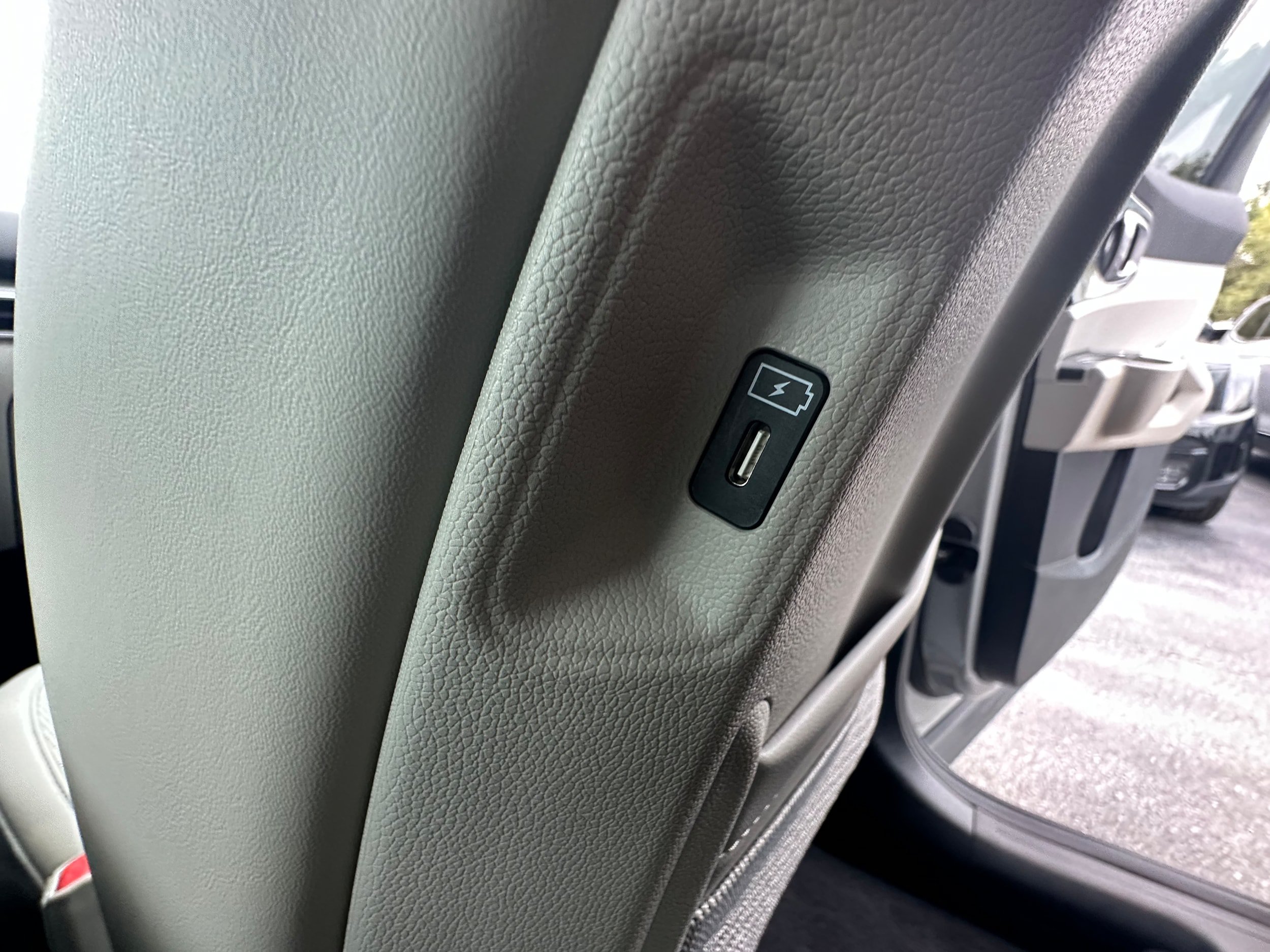 New 2026 Kia Sorento EX AWD/4WD image 18