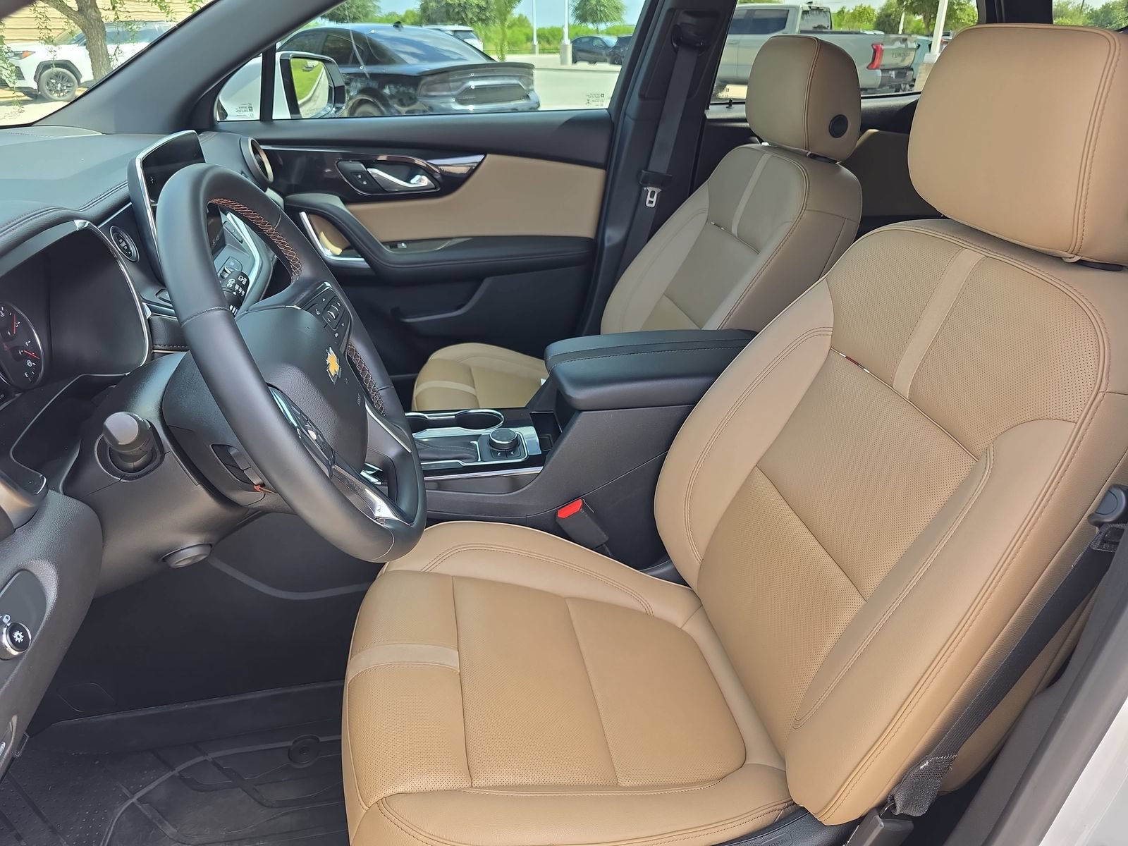 Used 2023 Chevrolet Blazer Premier w/ Enhanced Convenience Package AWD/4WD image 12