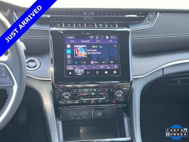 Certified 2024 Jeep Grand Cherokee Altitude AWD/4WD image 17