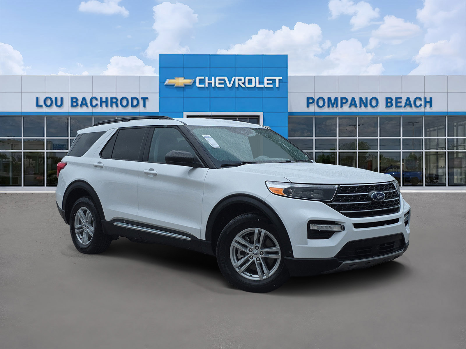 Used 2024 Ford Explorer XLT w/ Equipment Group 202A