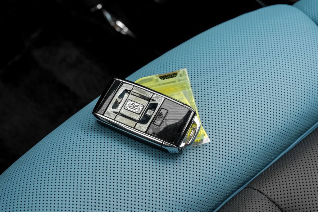 Used 2022 Rolls-Royce Cullinan w/ Cullinan Package image 72