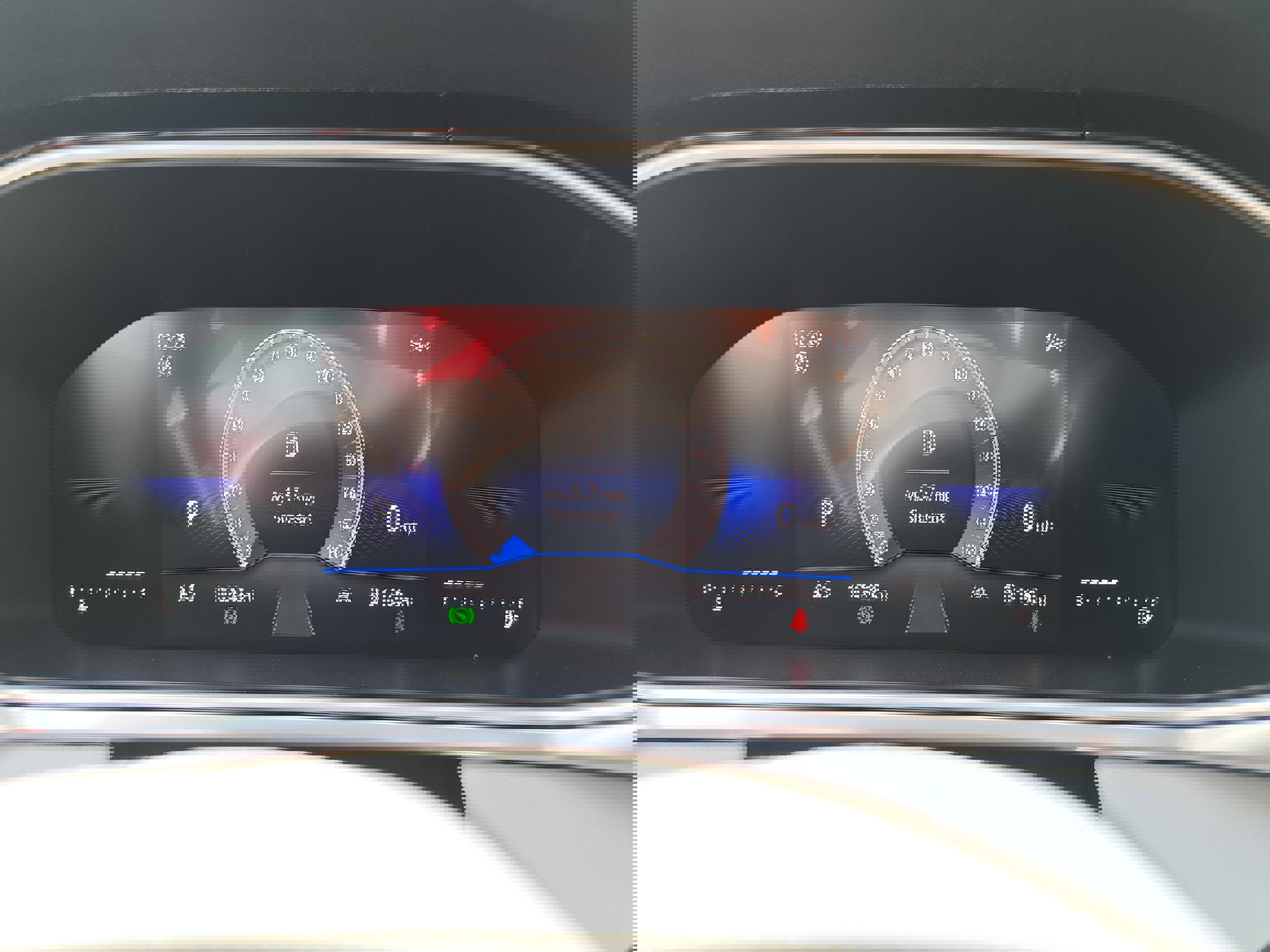 Certified 2025 Volkswagen Taos SE image 19