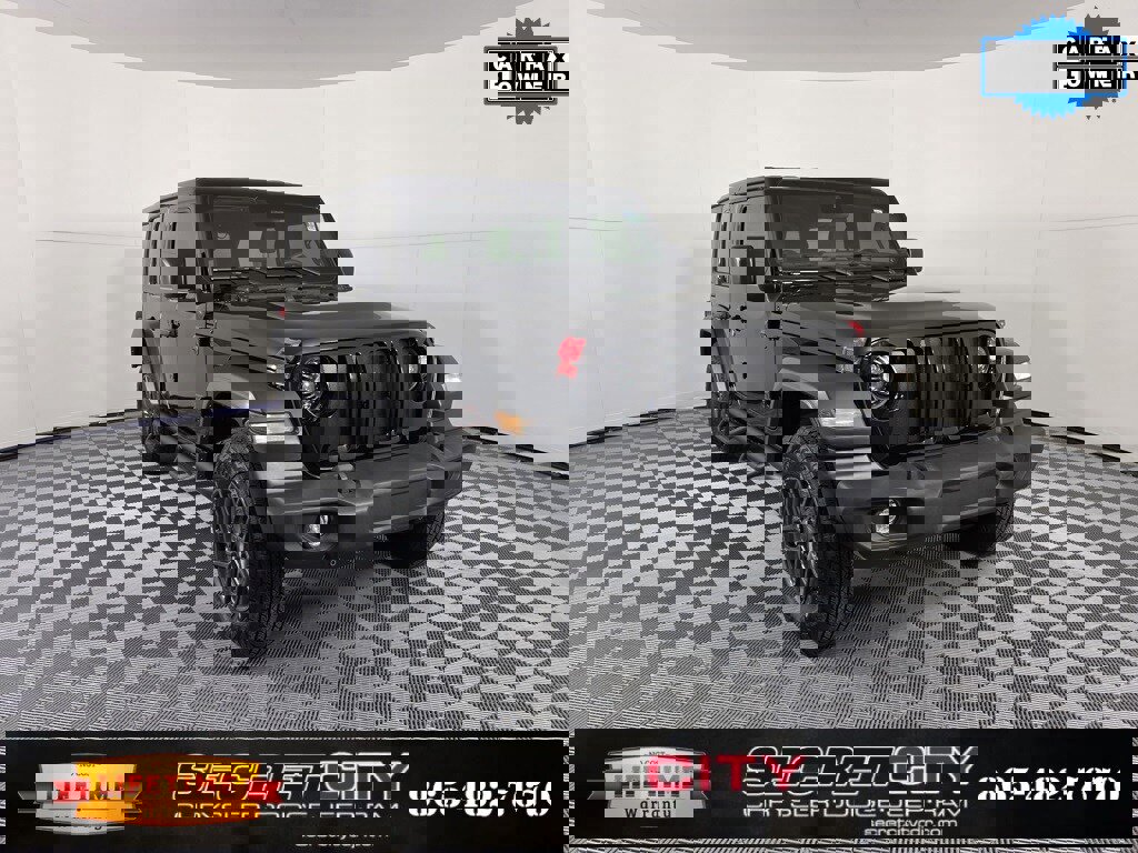 Used 2024 Jeep Wrangler Sport S image 1