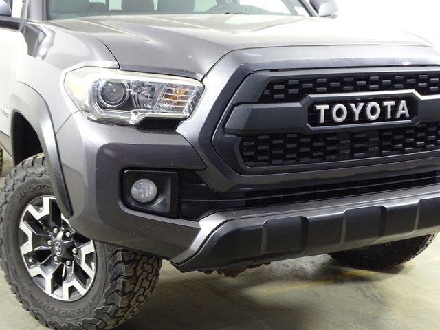 Used 2016 Toyota Tacoma TRD Off-Road w/ Towing Package image 37