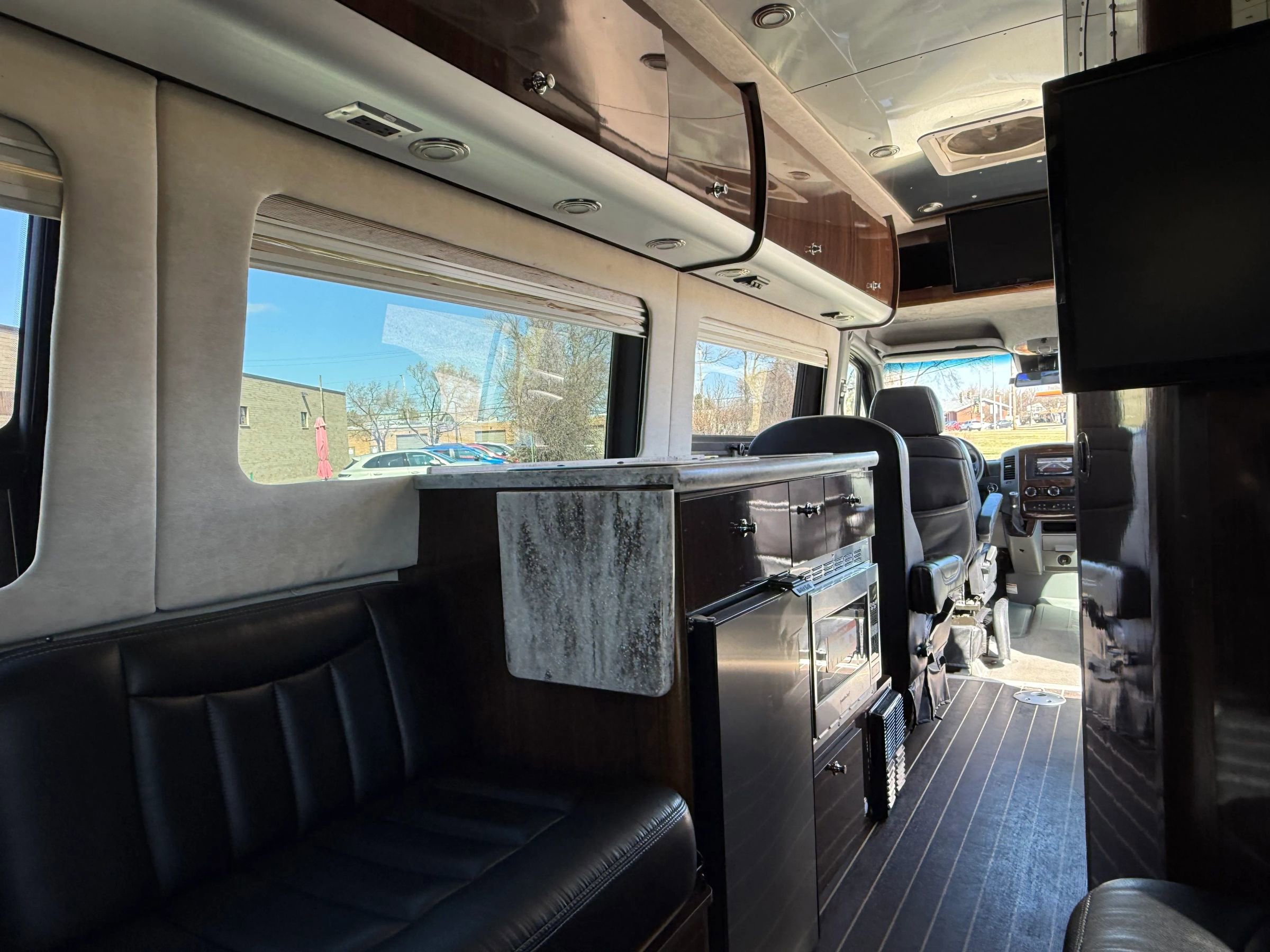 Used 2015 Mercedes-Benz Sprinter 3500 image 27