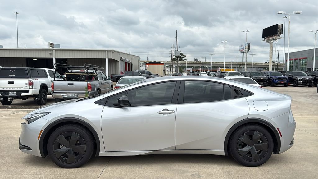 Certified 2026 Toyota Prius LE FWD image 2