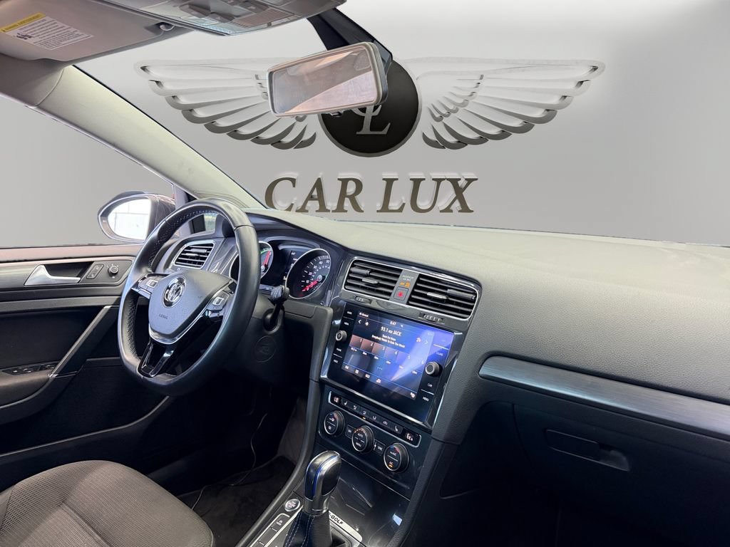 Used 2019 Volkswagen e-Golf SE w/ Driver Assistance Package FWD image 16