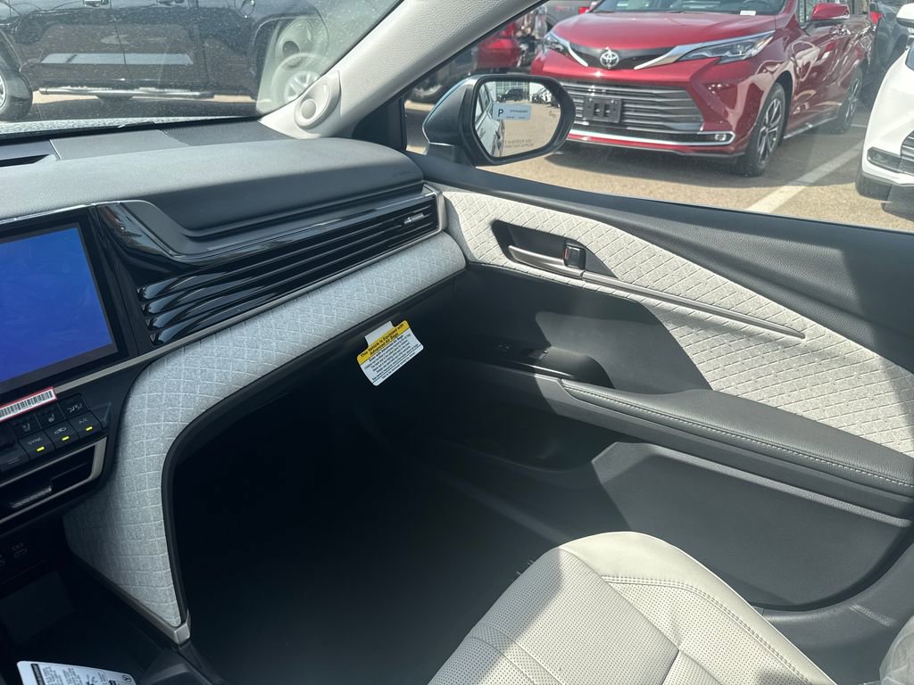 New 2026 Toyota Camry XLE AWD/4WD image 31