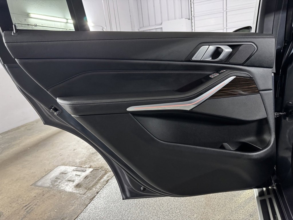 Used 2019 BMW X7 xDrive40i w/ Premium Package image 45