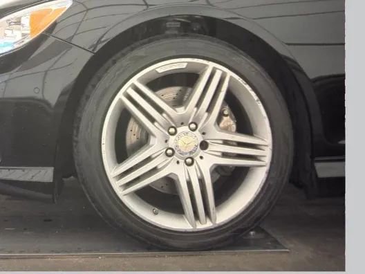 Used 2013 Mercedes-Benz CL 550 4MATIC w/ Sport Pkg image 12