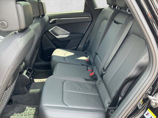 Used 2025 Audi Q3 2.0T Premium w/ Convenience Package AWD/4WD image 13