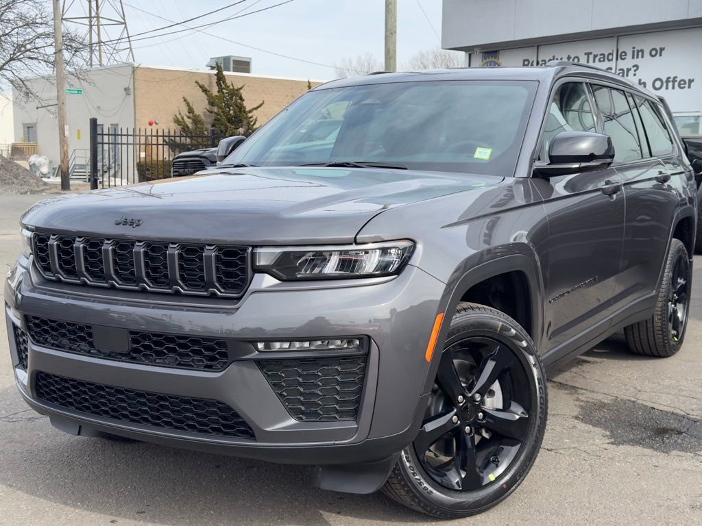 New 2026 Jeep Grand Cherokee L Limited w/ Limited Altitude Package image 3